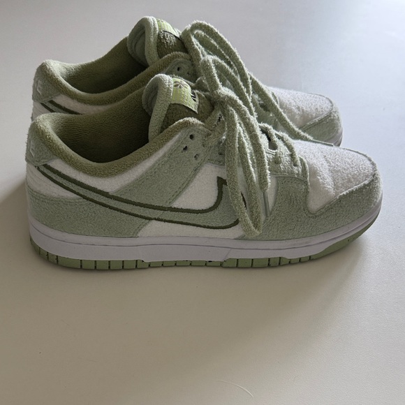 Nike Women's Sneakers - Green and White - Picture 3 of 5